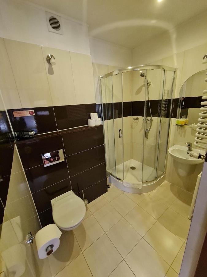 Hotel 365 Kielce Exterior photo